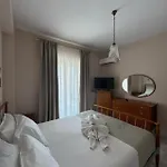 The Dream Tragáki